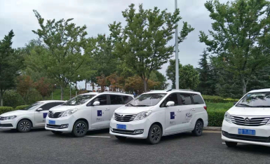 睿寂行空壓機售后服務車隊